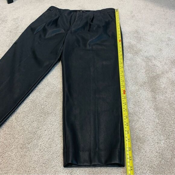 Banana Republic black front pleated faux leather pants Sz 8P - Picture 13 of 14